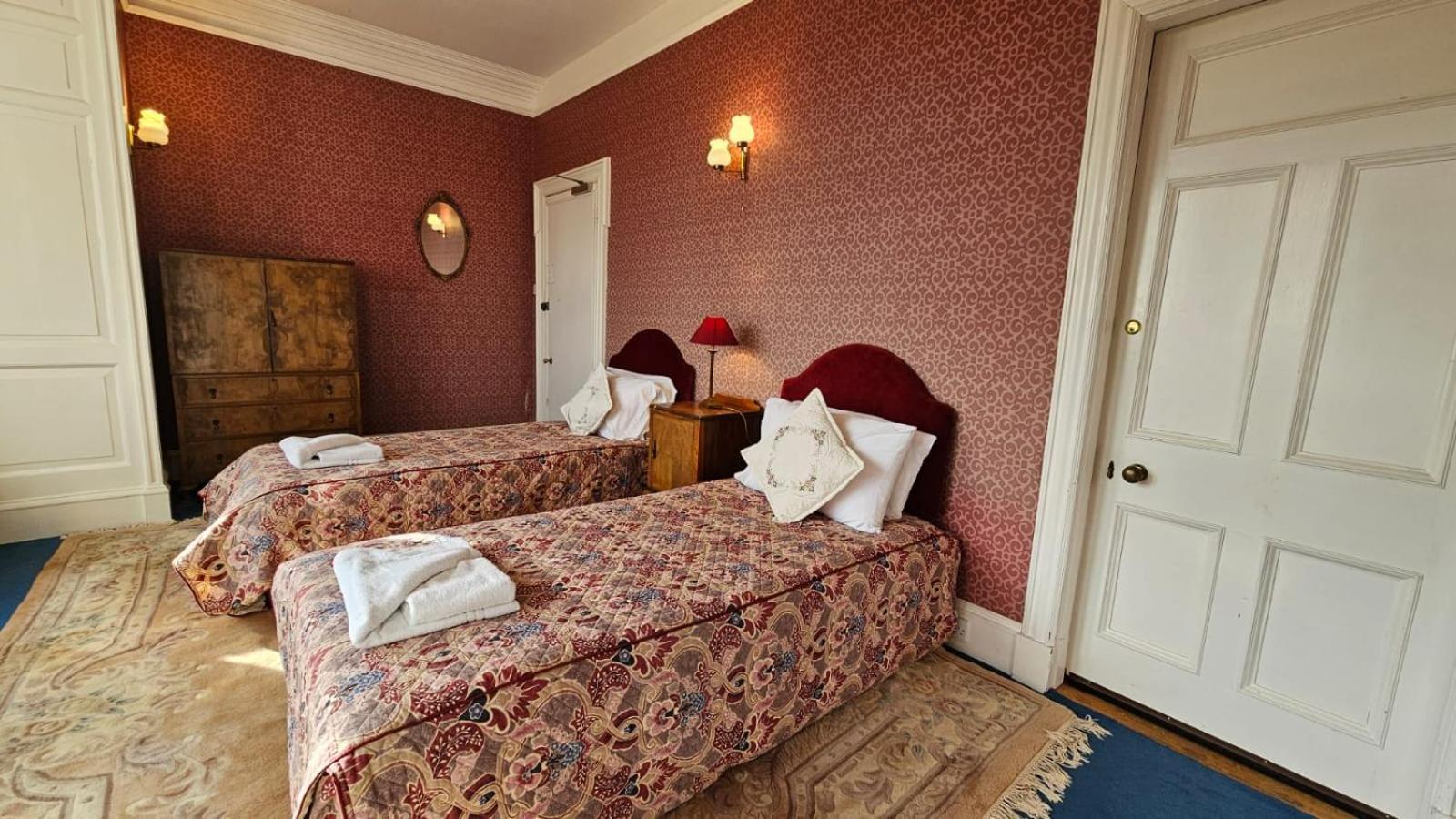 The Falls - Value Rooms At Aultnagar Estate Лерґ Екстер'єр фото